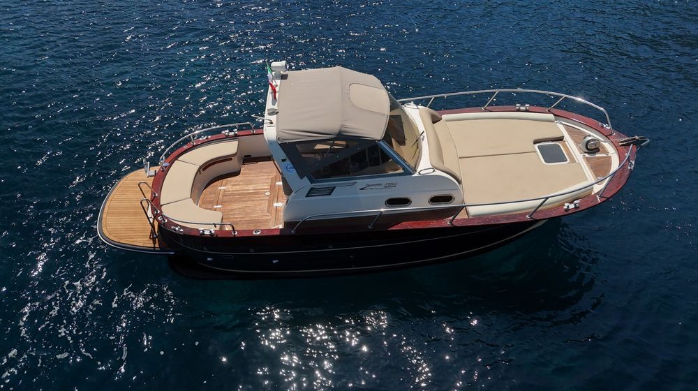 Gozzo Jeranto 28 cabin