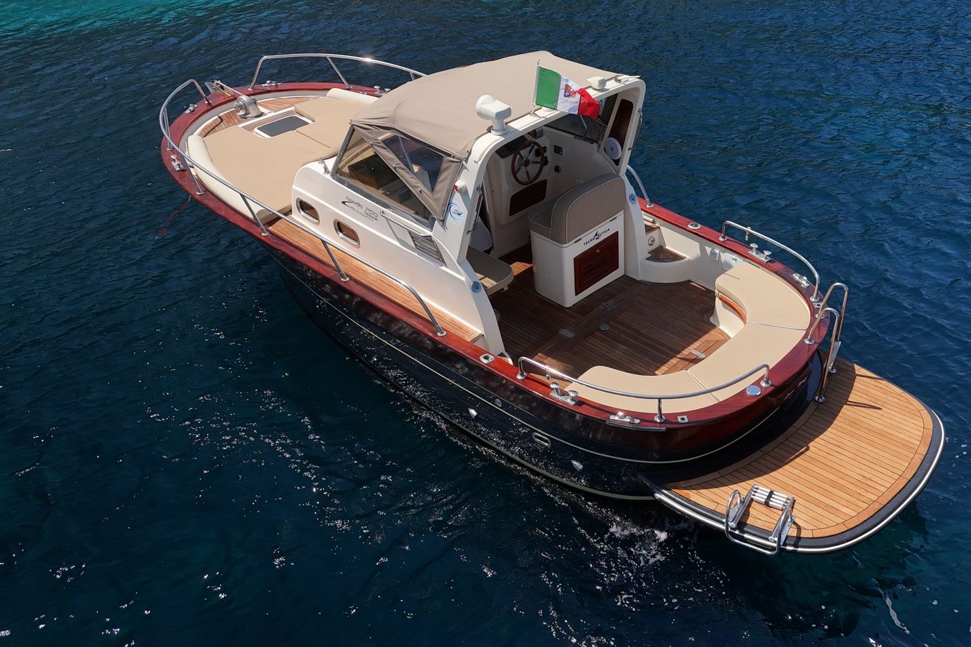 Gozzo Jeranto 28 cabin